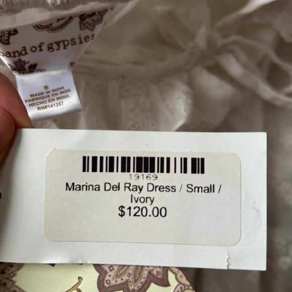 White lace summer dress - Picture 4 of 4